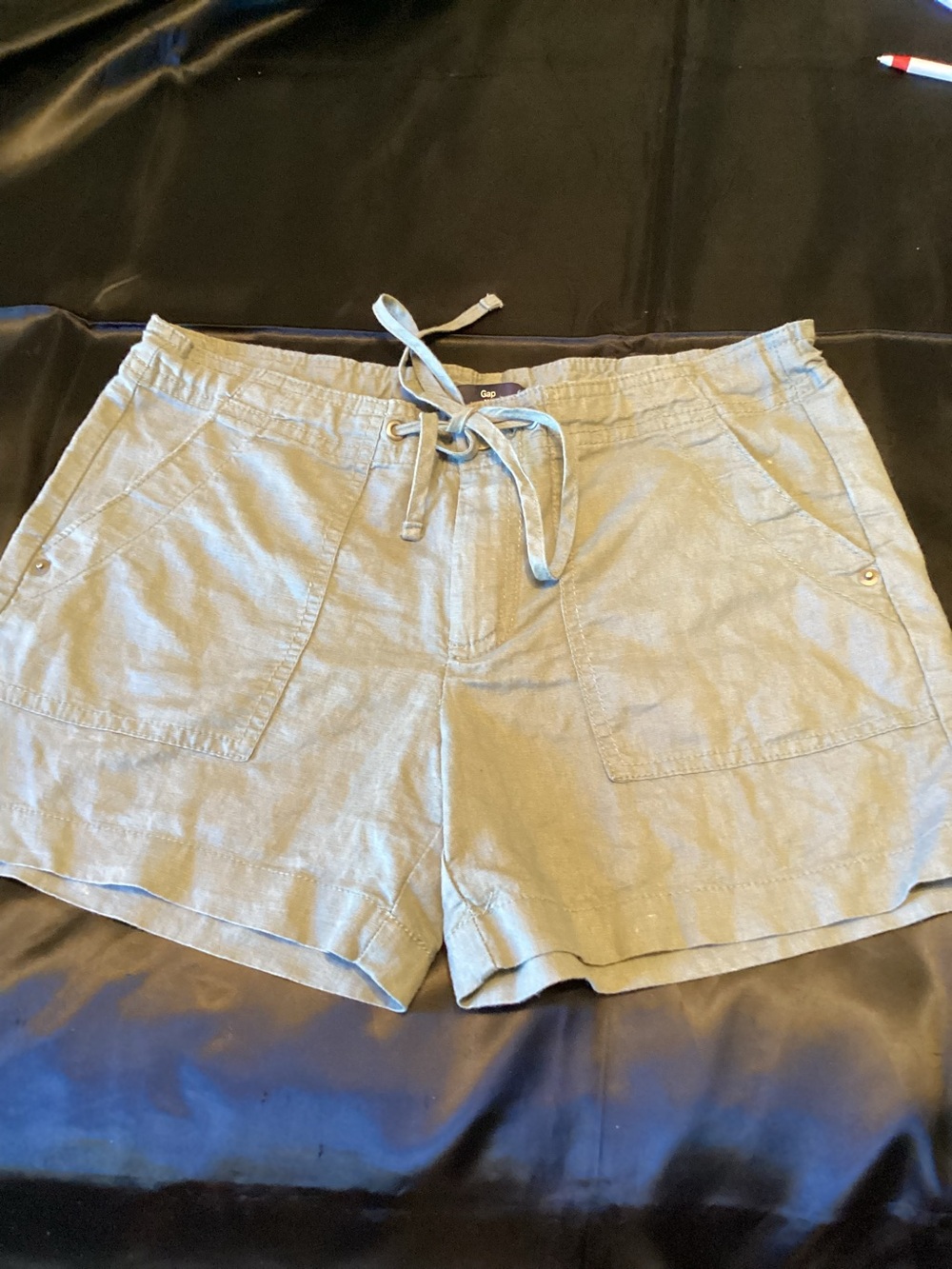 Womens Gap Olive green linen blend shorts